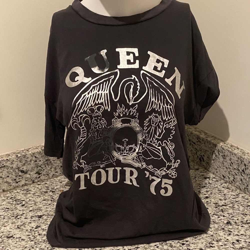 Women's Queen Tour '75 Graphic Tee - Black